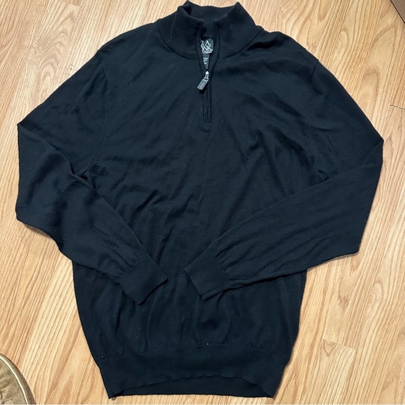 Jos A Bank Men’s Sweater L Pullover Black 1/4 Zip Traveler 100% Merino Wool - Picture 1 of 5
